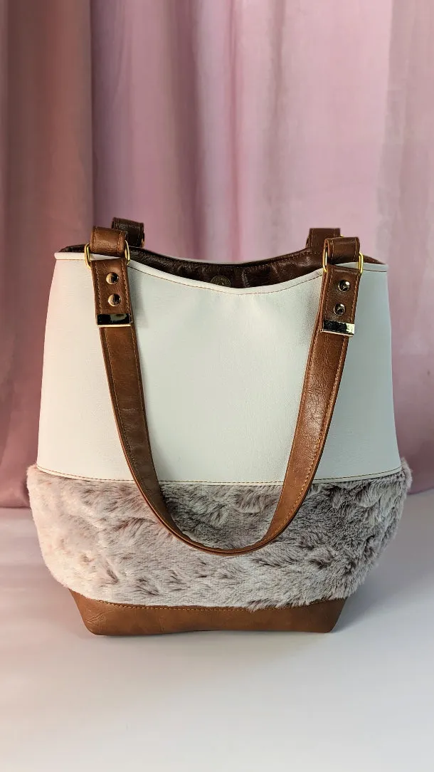 Camden Bucket Bag (Gaudalupe by Shamballa) White