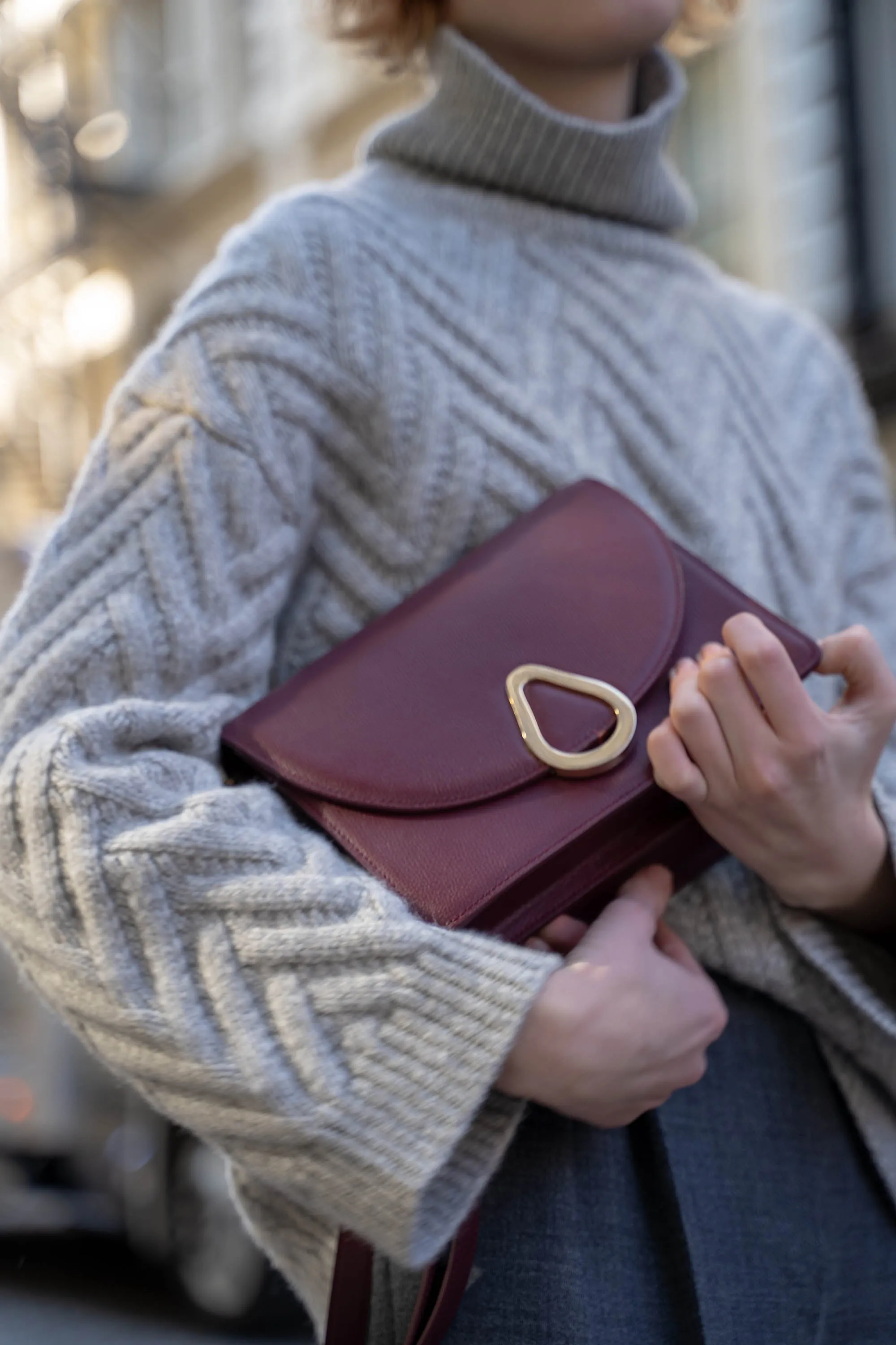 DAHLIA CROSSBODY - BURGUNDY