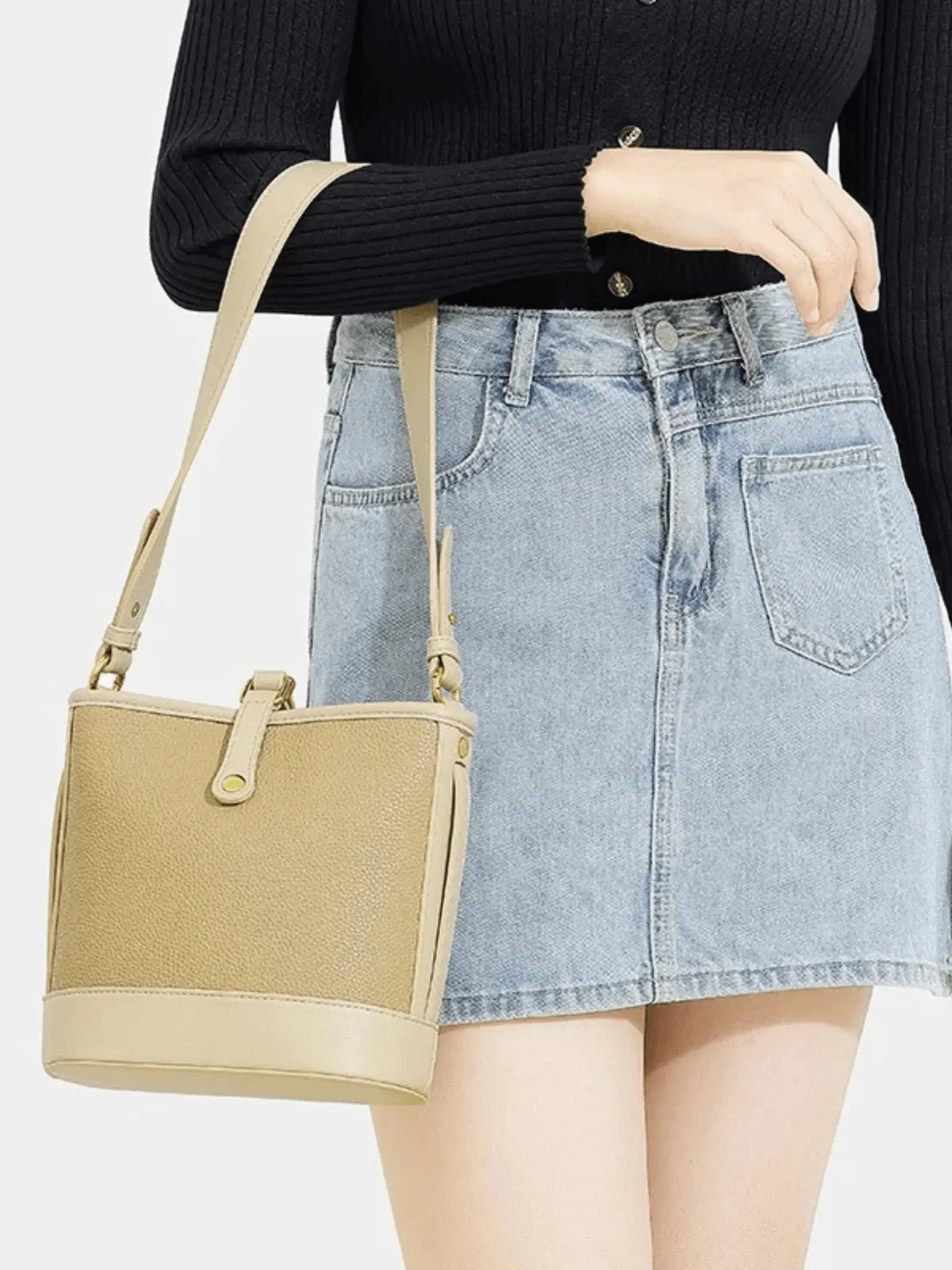 Emilia | Two-Tone Bucket Bag