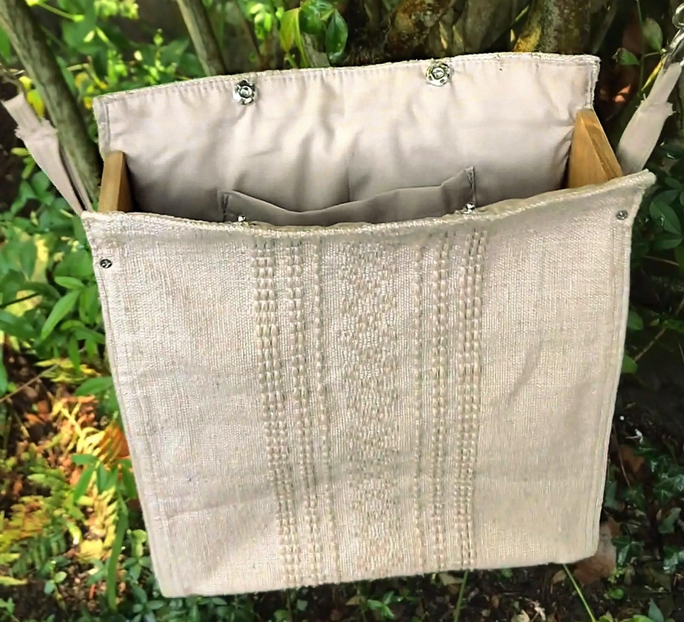 Handcrafted loom bags with vintage exotic wood. Handicraft tote bag from mexican master weaver and vintage recovered exotic wood