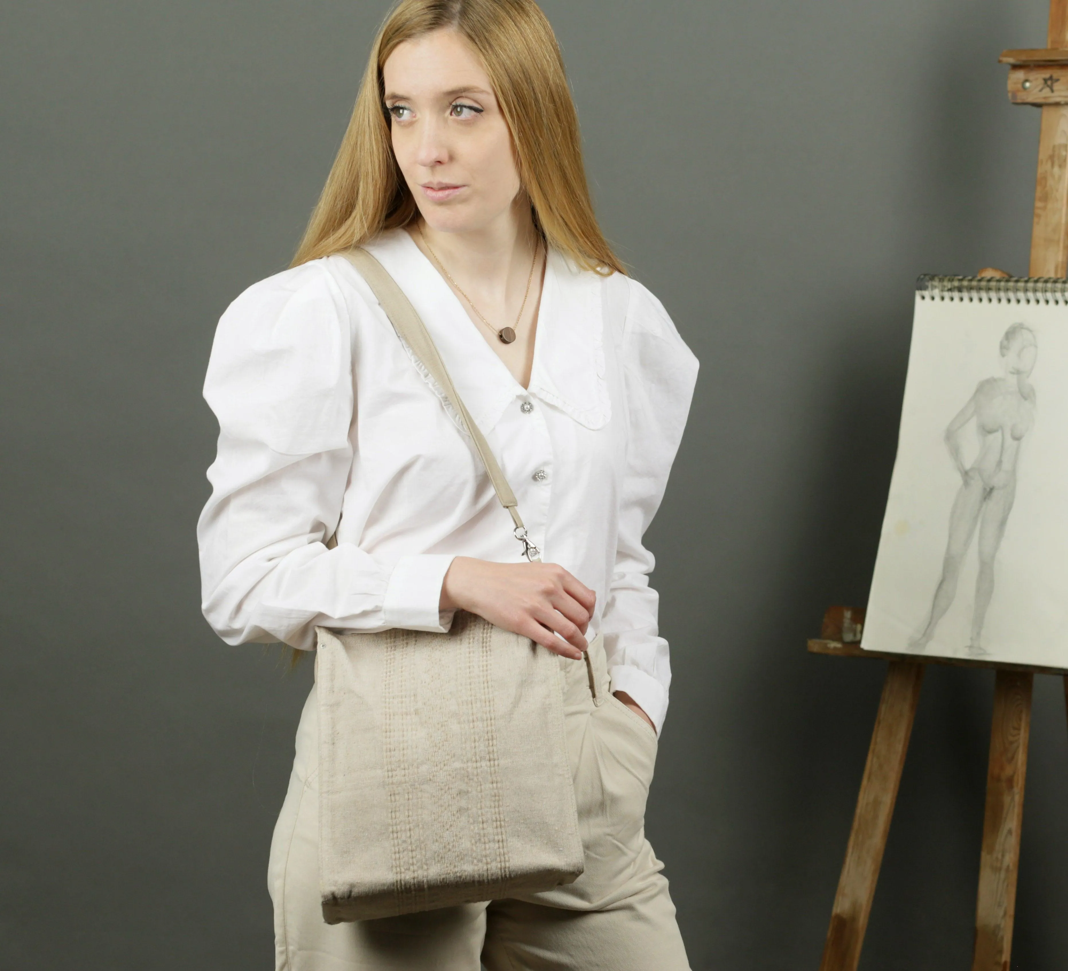 Handcrafted loom bags with vintage exotic wood. Handicraft tote bag from mexican master weaver and vintage recovered exotic wood