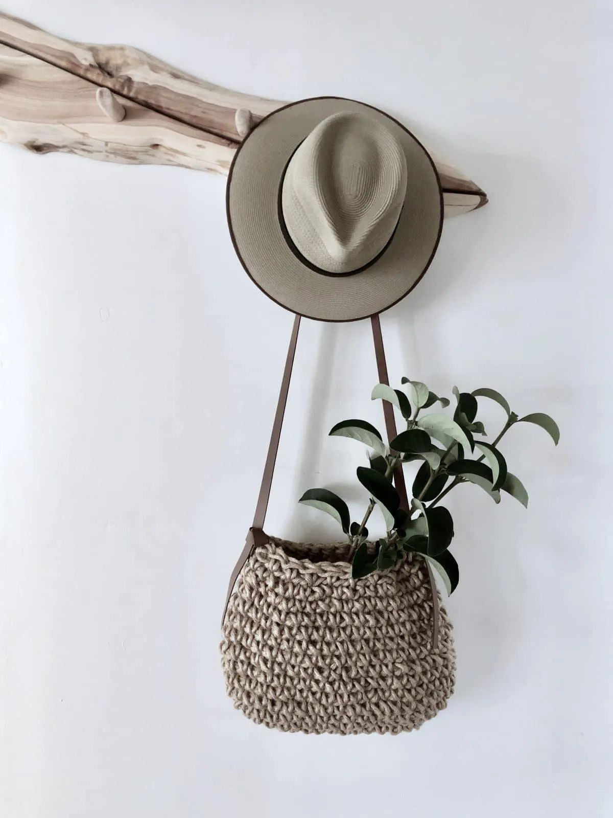 Handmade Natural Fibre Vegan Minimalist Crossbody Handbag