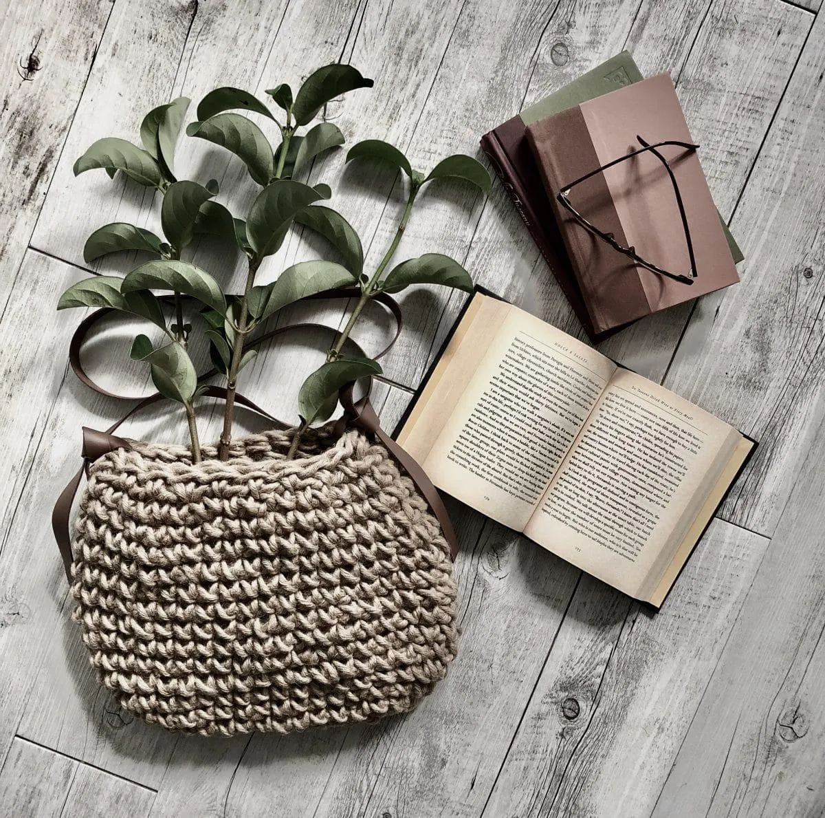 Handmade Natural Fibre Vegan Minimalist Crossbody Handbag