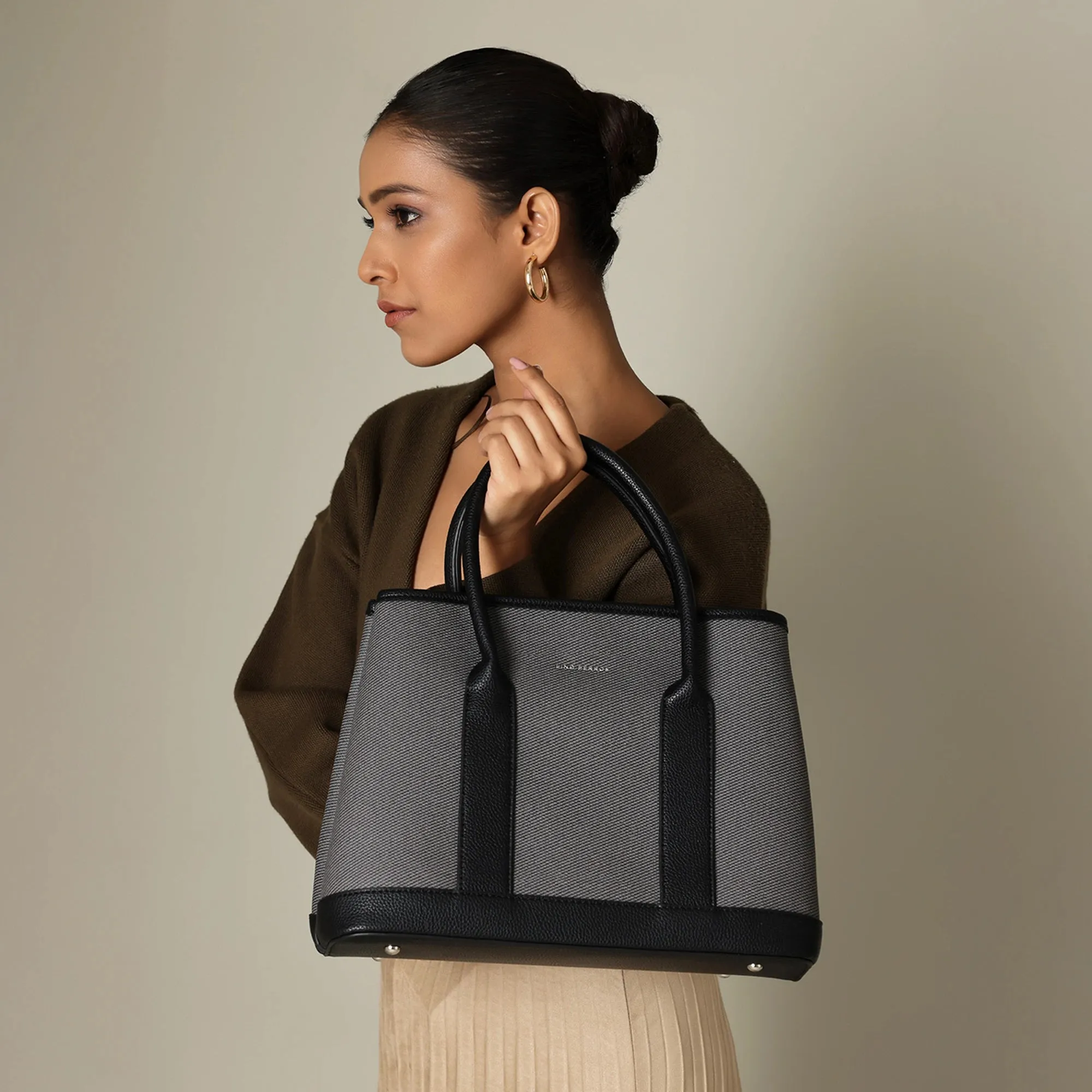 Monroe Bucket Satchel