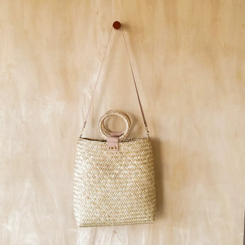 Sun-Seeker Straw Crossbody Beach Bag